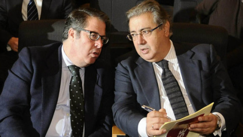Gregorio Serrano y Juan Ignacio Zoido, en una imagen de su etapa en el Ayuntamiento de Sevilla. /EFE