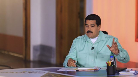 Nicolás Maduro ha afirmado que espera "explicaciones claras" del Gobierno colombiano "sobre esto de prestar el avión presidencial de Colombia a un señor que vino a desconocer las instituciones venezolanas, a apoyar a grupos extremistas que Nicolás Maduro ha afirmado que espera "explicaciones claras" del Gobierno colombiano "sobre esto de prestar el avión presidencial de Colombia a un señor que vino a desconocer las instituciones venezolanas, a apoyar a grupos extremistas que
