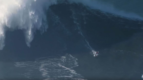 La surfista brasileña Maya Gabeira bate un nuevo récord Guinness a la ola más grande surfeada por una mujer. / YOUTUBE GUINNESS WORLD RECORDS La surfista brasileña Maya Gabeira bate un nuevo récord Guinness a la ola más grande surfeada por una mujer. / YOUTUBE GUINNESS WORLD RECORDS