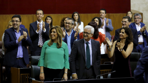 La presidenta de la Junta de Andalucía, Susana Díaz, ha recibido la confianza de la mayoría del Parlamento andaluz, con los votos del PSOE y Ciudadanos. REUTERS/Marcelo del Pozo La presidenta de la Junta de Andalucía, Susana Díaz, ha recibido la confianza de la mayoría del Parlamento andaluz, con los votos del PSOE y Ciudadanos. REUTERS/Marcelo del Pozo