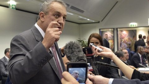 El ministro venezolano de Petróleo y Minería, Eulogio del Pino, asiste a la 169 conferencia ministerial de la Organización de Países Exportadores de Petróleo (OPEP), en Viena. EFE/HANS PUNZ