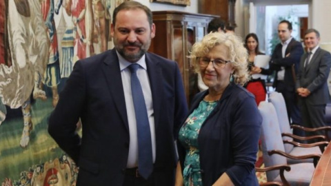 Ábalos y Carmena, en una imagen de archivo. EP Ábalos y Carmena, en una imagen de archivo. EP