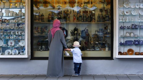 Una mujer con burka en Alemania. Reuters Una mujer con burka en Alemania. Reuters