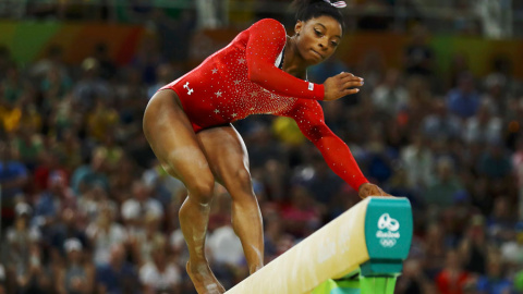 Simone Biles, durante la final de aparatos de gimnasia artística. REUTERS/Mike Blake Simone Biles, durante la final de aparatos de gimnasia artística. REUTERS/Mike Blake