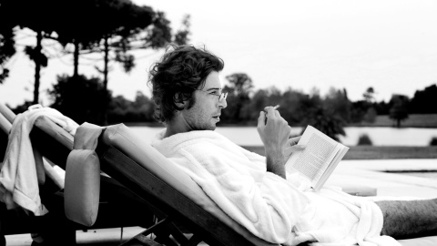 Andy Chango es 'El Hombre Nada'. / CRISTINA ESPERANZA Andy Chango es 'El Hombre Nada'. / CRISTINA ESPERANZA