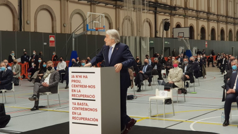 PIMEC, Foment del Treball i més de 300 associacions empresarials demanen la fi dels aldarulls en un acte conjunt. PIMEC, Foment del Treball i més de 300 associacions empresarials demanen la fi dels aldarulls en un acte conjunt.