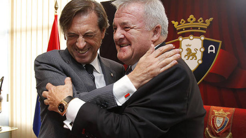 Archanco e Izco, en la toma de posesión del primero como presidente de Osasuna. Archanco e Izco, en la toma de posesión del primero como presidente de Osasuna.