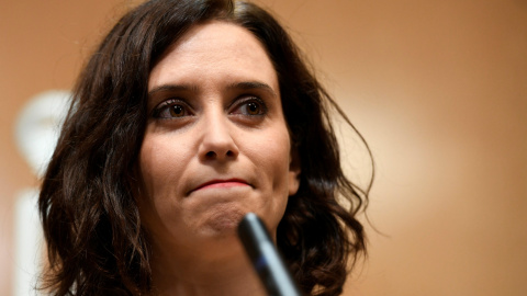 1/8/2019.- La futura presidenta de la Comunidad de Madrid Isabel Díaz Ayuso durante una rueda de prensa en la Asamblea de Madrid. / EFE - VÍCTOR LERENA 1/8/2019.- La futura presidenta de la Comunidad de Madrid Isabel Díaz Ayuso durante una rueda de prensa en la Asamblea de Madrid. / EFE - VÍCTOR LERENA