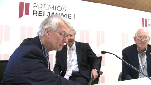 Rueda de prensa de los cuatro premios Nobel Rueda de prensa de los cuatro premios Nobel