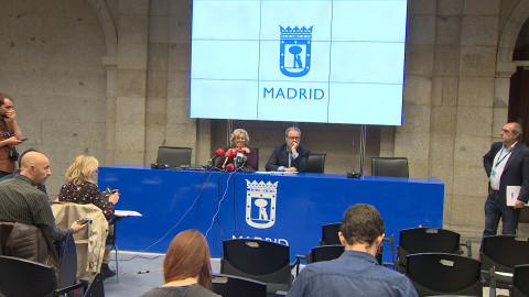 Carmena y Barbero en rueda de prensa Carmena y Barbero en rueda de prensa