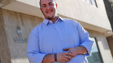 Guillem Montoro, el primer concejal transexual visible de España / MANUEL BRUQUE (EFE)