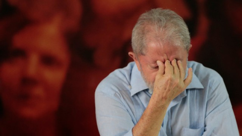 Lula da Silva durante la reunión con los miembros del Partido de los Trabajadores (PT) en Sao Paulo. REUTERS Lula da Silva durante la reunión con los miembros del Partido de los Trabajadores (PT) en Sao Paulo. REUTERS