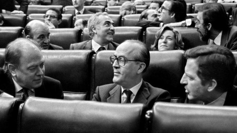 Pujol, Calvo-Sotelo y Suárez, durante la Transición.- EFE Pujol, Calvo-Sotelo y Suárez, durante la Transición.- EFE