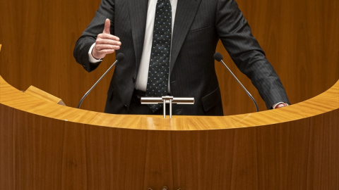 El portavoz de Vox en las Cortes, Juan García-Gallardo, interviene en el pleno del debate de investidura del candidato del PP a la Presidencia de la Junta de Castilla y León en el Hemiciclo de las Cortes de Castilla y León, a 11 de abril de El portavoz de Vox en las Cortes, Juan García-Gallardo, interviene en el pleno del debate de investidura del candidato del PP a la Presidencia de la Junta de Castilla y León en el Hemiciclo de las Cortes de Castilla y León, a 11 de abril de