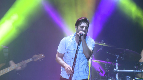 Bustamante se entrega una vez más a su público en Coslada Bustamante se entrega una vez más a su público en Coslada