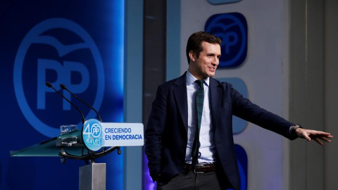El vicesecretario de Comunicación del Partido Popular, Pablo Casado, durante la rueda de prensa ofrecida al término de la reunión del Comité de Dirección del partido. EFE/Emilio Naranjo El vicesecretario de Comunicación del Partido Popular, Pablo Casado, durante la rueda de prensa ofrecida al término de la reunión del Comité de Dirección del partido. EFE/Emilio Naranjo