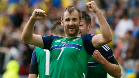 McGinn celebra su gol a Ucrania en la Eurocopa. REUTERS/ Robert Pratta McGinn celebra su gol a Ucrania en la Eurocopa. REUTERS/ Robert Pratta