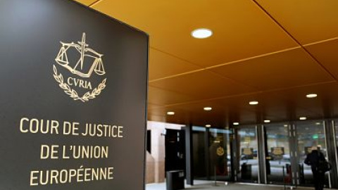 El tribunal está a la espera del dictamen del abogado general de la UE después de que la Comisión dictaminara la ilegalidad del IRPH. El tribunal está a la espera del dictamen del abogado general de la UE después de que la Comisión dictaminara la ilegalidad del IRPH.