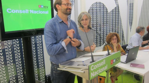 Joan Herrera y Dolors Camats, en el Consell Nacional de ICV. E.P. Joan Herrera y Dolors Camats, en el Consell Nacional de ICV. E.P.