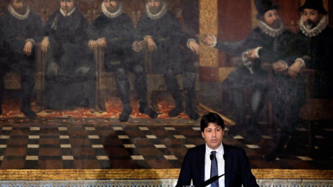 El presidente de Societat Civil Catalana, José Rosiñol, en el Palau de la Generalitat. EFE El presidente de Societat Civil Catalana, José Rosiñol, en el Palau de la Generalitat. EFE