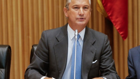 El ex director general de la Guardia Civil, Arsenio Fernández de Mesa, recién designado consejero de REE, en una comparecencia parlamentaria. E.P. El ex director general de la Guardia Civil, Arsenio Fernández de Mesa, recién designado consejero de REE, en una comparecencia parlamentaria. E.P.