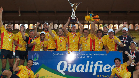 La selección española de rugby 7 celebra su clasificación para Río. La selección española de rugby 7 celebra su clasificación para Río.