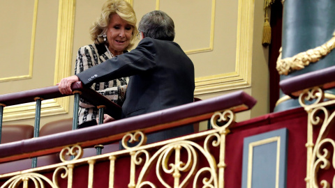 La expresidenta de la Comunidad de Madrid, Esperanza Aguirre, en la tribuna del Congreso de los Diputados.  EFE/Zipi