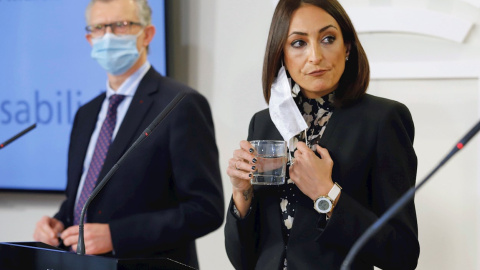 La Consejera de Empresa, Industria y Portavocía, Valle Miguelez (d) el Consejero de Sanidad, Juan José Pedreño (i) informan este jueves sobre los acuerdos del Consejo de Gobierno de la Región de Murcia, celebrado en el Palacio de San Esteba La Consejera de Empresa, Industria y Portavocía, Valle Miguelez (d) el Consejero de Sanidad, Juan José Pedreño (i) informan este jueves sobre los acuerdos del Consejo de Gobierno de la Región de Murcia, celebrado en el Palacio de San Esteba