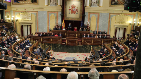 Vista general del hemiciclo del Congreso de los Diputados, durante el discurso del Rey Felipe VI, en la solemne conmemoración del 40 aniversario de la Constitución. EFE/Zipi