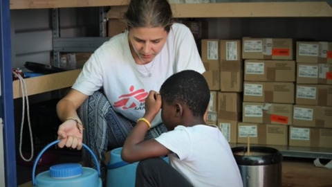 Atención a bordo del 'Ocean Viking'. Médicos sin fronteras Atención a bordo del 'Ocean Viking'. Médicos sin fronteras