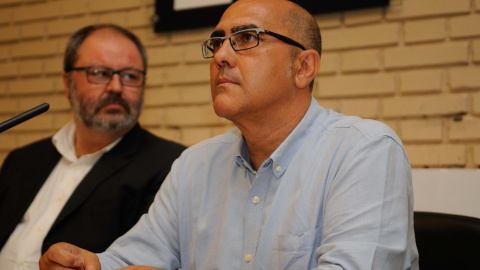 Andrés Serrano, nuevo director de Policía Municipal de Madrid, en el acto de presentación. Detrás, Javier Barbero, concejal de Seguridad.- AYUNTAMIENTO DE MADRID Andrés Serrano, nuevo director de Policía Municipal de Madrid, en el acto de presentación. Detrás, Javier Barbero, concejal de Seguridad.- AYUNTAMIENTO DE MADRID
