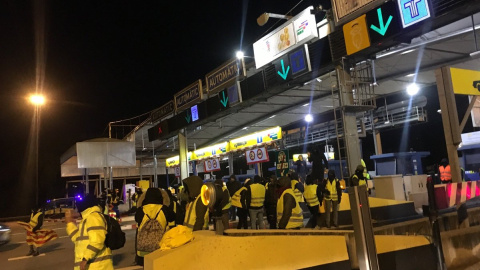 Els CDR durant l'obertura de barreres a la C16 a l'alçada de Manresa. @CDRCatOficial Els CDR durant l'obertura de barreres a la C16 a l'alçada de Manresa. @CDRCatOficial