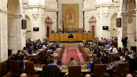 La presidenta de la Junta de Andalucía, Susana Díaz comparece en el Parlamento andaluz. La presidenta de la Junta de Andalucía, Susana Díaz comparece en el Parlamento andaluz.