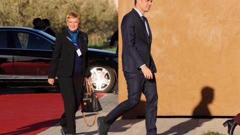 El presidente del Gobierno español, Pedro Sánchez, a su llegada a la cumbre de la ONU sobre migración que tiene lugar en Marrakech (Marruecos). EFE/Kiko Huesca El presidente del Gobierno español, Pedro Sánchez, a su llegada a la cumbre de la ONU sobre migración que tiene lugar en Marrakech (Marruecos). EFE/Kiko Huesca