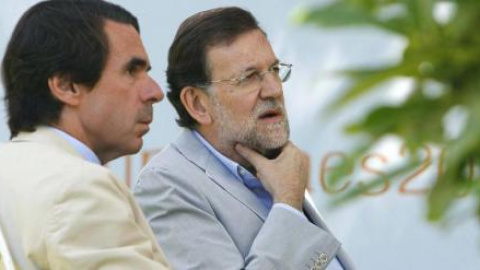 Aznar y Rajoy, en el Campus FAES del año pasado. Archivo EFE Aznar y Rajoy, en el Campus FAES del año pasado. Archivo EFE