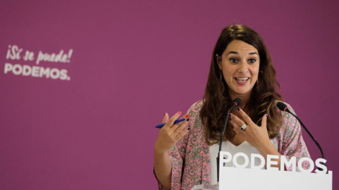 La portavoz de Podemos Noelia Vera, durante la rueda de prensa que ha ofrecido este lunes tras la reunión del Consejo de Coordinación del partido. EFE/ Marcel Guinot La portavoz de Podemos Noelia Vera, durante la rueda de prensa que ha ofrecido este lunes tras la reunión del Consejo de Coordinación del partido. EFE/ Marcel Guinot