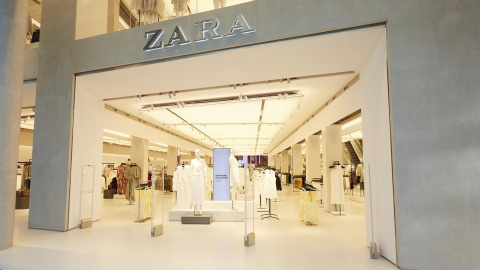 Tienda de Zara, la principal enseña de la multinacional textil Inditex, en un centro comercial de Madrid. E.P. Tienda de Zara, la principal enseña de la multinacional textil Inditex, en un centro comercial de Madrid. E.P.