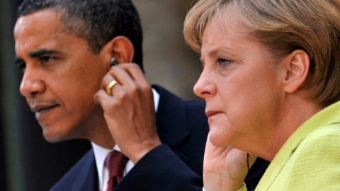 El gobierno de Angela Merkel está acusado de haber colaborado durante años en los programas de espionaje de EEUU. REUTERS