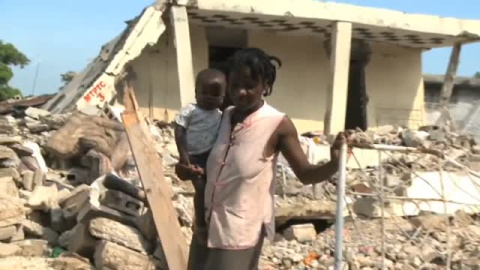 Reino Unido amenaza con retirar ayudas a organizaciones humanitarias tras los casos de abusos Reino Unido amenaza con retirar ayudas a organizaciones humanitarias tras los casos de abusos