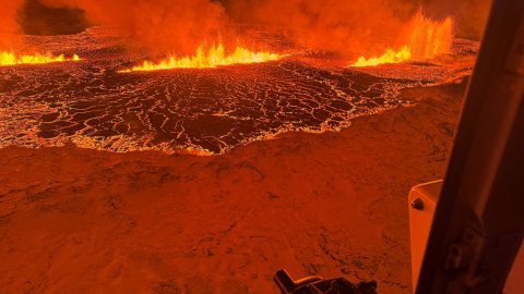 Más imágenes del volcán en Islandia. Más imágenes del volcán en Islandia.
