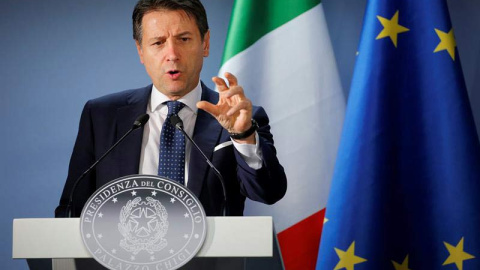 El primer ministro italiano, Giuseppe Conte, en una rueda de prensa. (JULIEN WARNAND | EFE) El primer ministro italiano, Giuseppe Conte, en una rueda de prensa. (JULIEN WARNAND | EFE)