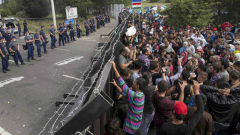 Las políticas de la UE se han centrado en la militarización y defensa de las fronteras. REUTERS Las políticas de la UE se han centrado en la militarización y defensa de las fronteras. REUTERS