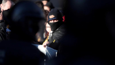 Se ha desplegado un enorme operativo policial con 9.000 agentes policiales movilizados/EFE