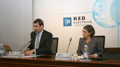 El consejero delegado de REE, Juan Lasala, y la directora Financiera, Teresa Quirós, en la presentación de los resultados anuales. El consejero delegado de REE, Juan Lasala, y la directora Financiera, Teresa Quirós, en la presentación de los resultados anuales.