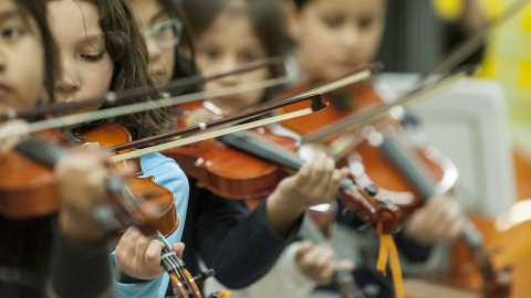 Fundación para el Acción Social por la Música Fundación para el Acción Social por la Música