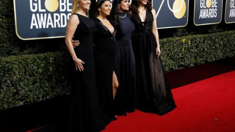 Foto de archivo. Entrega 75 de los Globos de Oro. De izquierda a derecha, las actrices Reese Witherspoon, Eva Longoria, Salma Hayek, Ashley Judd.- REUTERS Foto de archivo. Entrega 75 de los Globos de Oro. De izquierda a derecha, las actrices Reese Witherspoon, Eva Longoria, Salma Hayek, Ashley Judd.- REUTERS