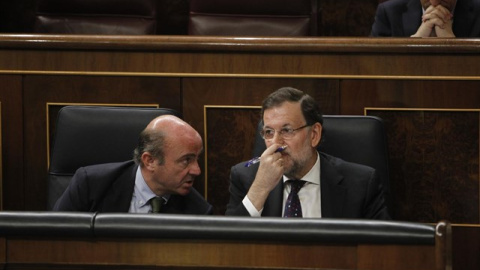 Mariano Rajoy y Luis De Guindos en el Congreso de los Diputados. EUROPA PRESS Mariano Rajoy y Luis De Guindos en el Congreso de los Diputados. EUROPA PRESS