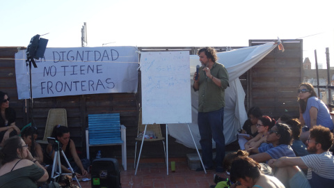 Ramón Grosfoguel, sociólogo de la Universidad de Berkeley, en Barcelona. / CORINA TULBURE Ramón Grosfoguel, sociólogo de la Universidad de Berkeley, en Barcelona. / CORINA TULBURE