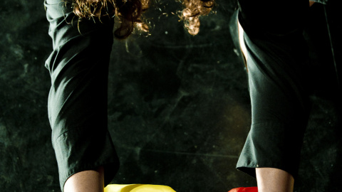 Imagen de la representación de la obra 'YAK-42. No te re-conozco'. Imagen de la representación de la obra 'YAK-42. No te re-conozco'.