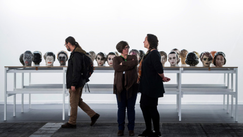 Obra 'Commedia, 2018' del artista Maen Florin.- EFE